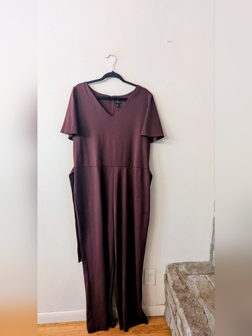 Worthington Flutter Sleeve Burgundy V-Neck Long Jumpsuit Women's US 18